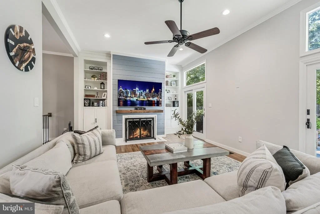 Photo of 1709 MAPLE HILL PLACE