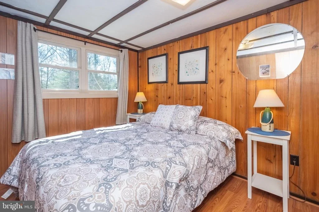 Photo of 245 OAK WAY ROAD