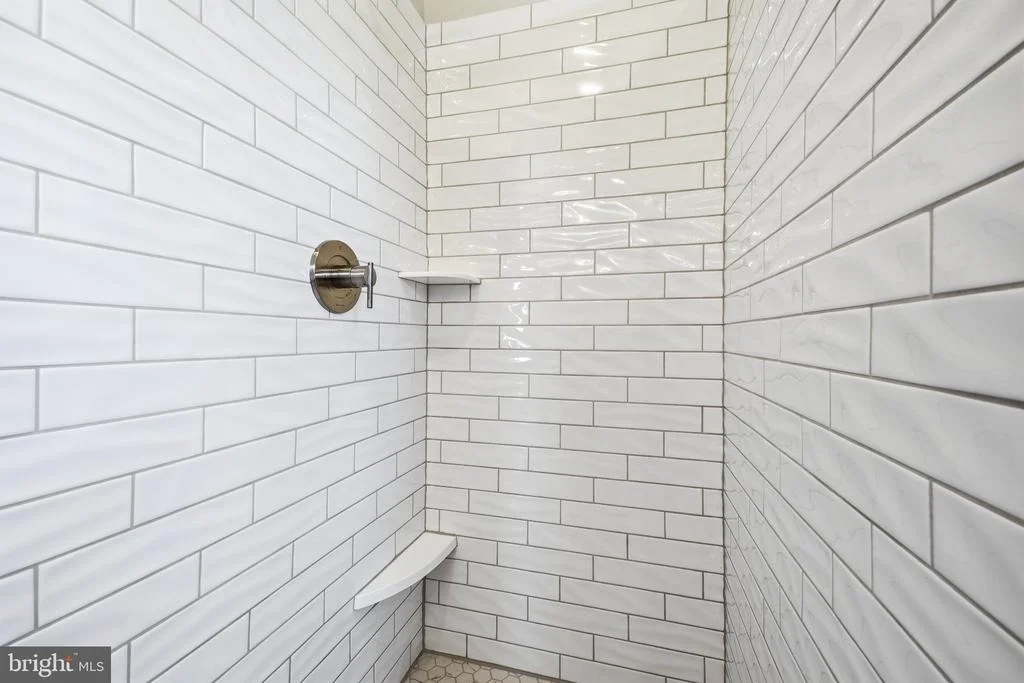Photo of 692 RIDGE