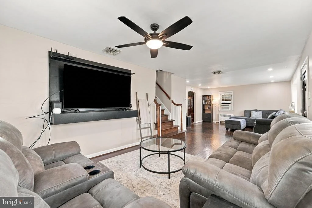 Photo of 109 LECONEY CIRCLE