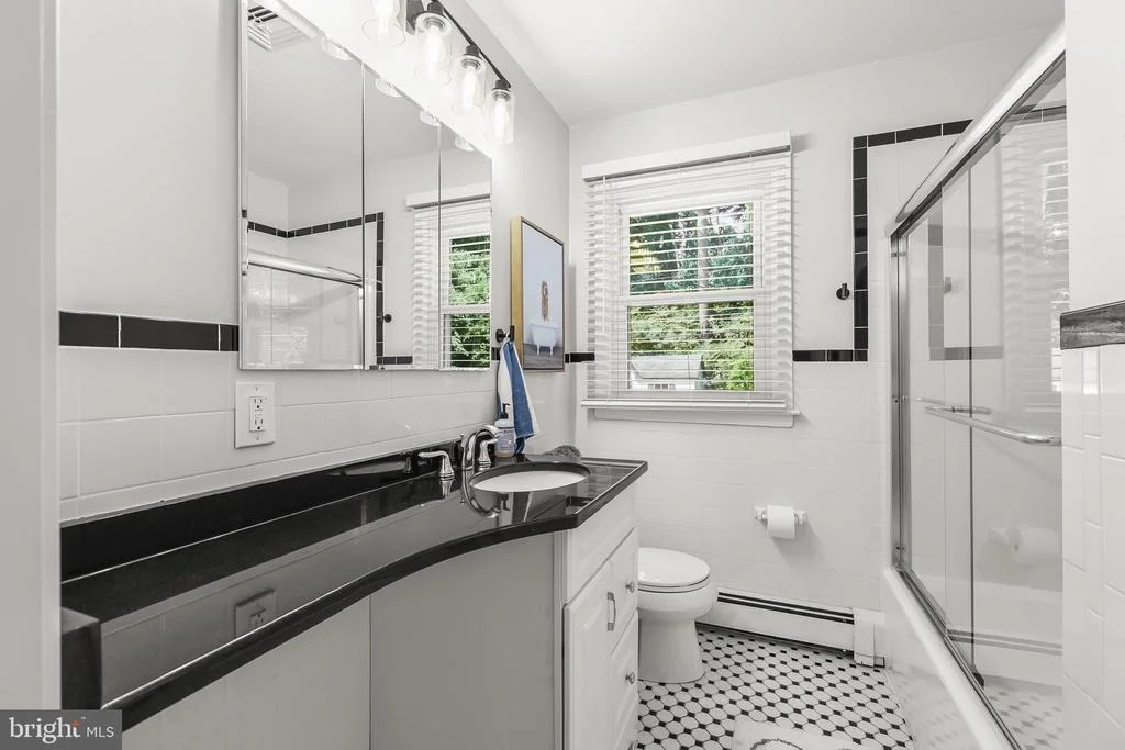 Photo of 906 SOUTHWICK DRIVE