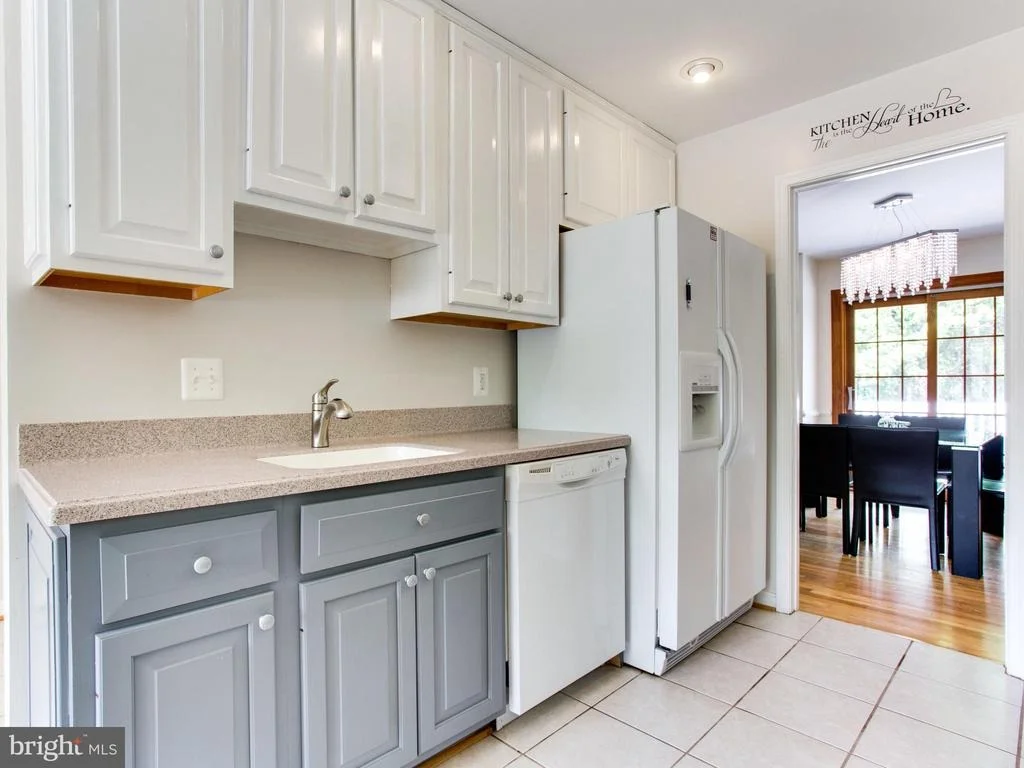 Photo of 9906 GREENVIEW LANE