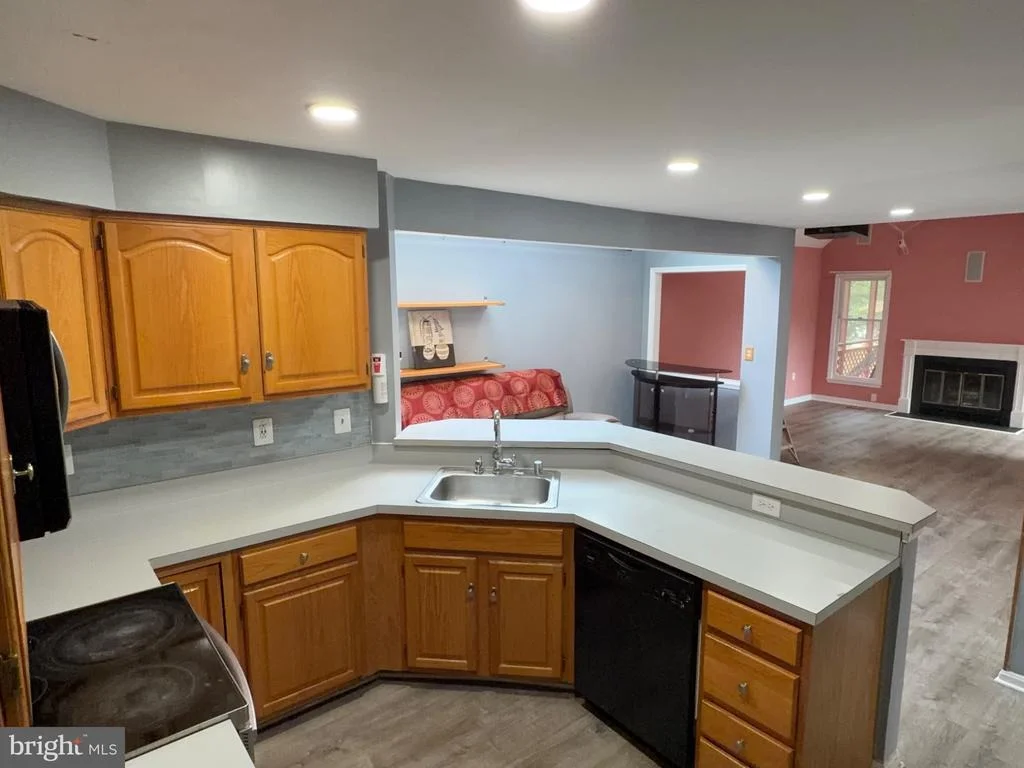 Photo of 9348 CREEKVIEW DRIVE