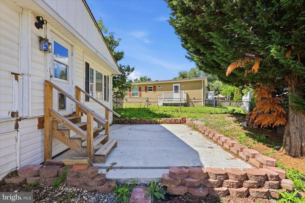 Photo of 16256 MCGREGOR DRIVE