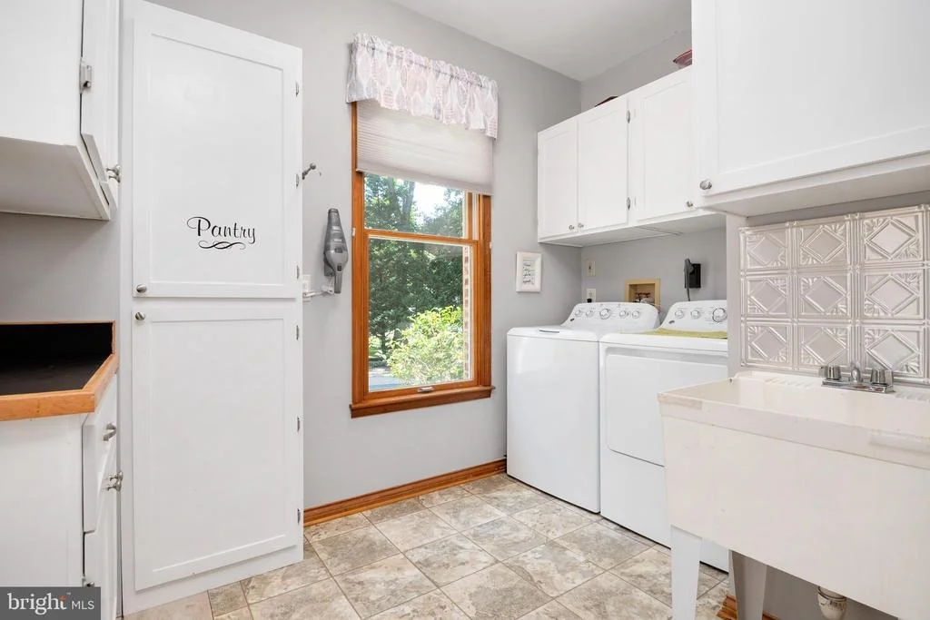 Photo of 6456 MEADOWLARK DRIVE