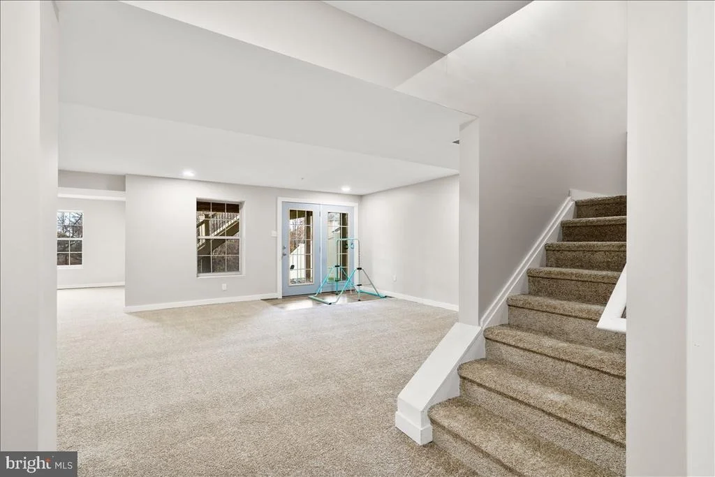 Photo of 1010 SAXTON DRIVE