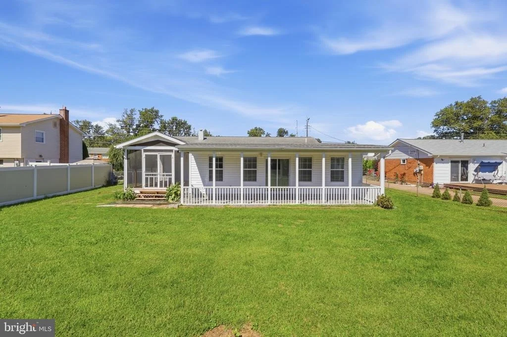 Photo of 9407 KING GEORGE DRIVE