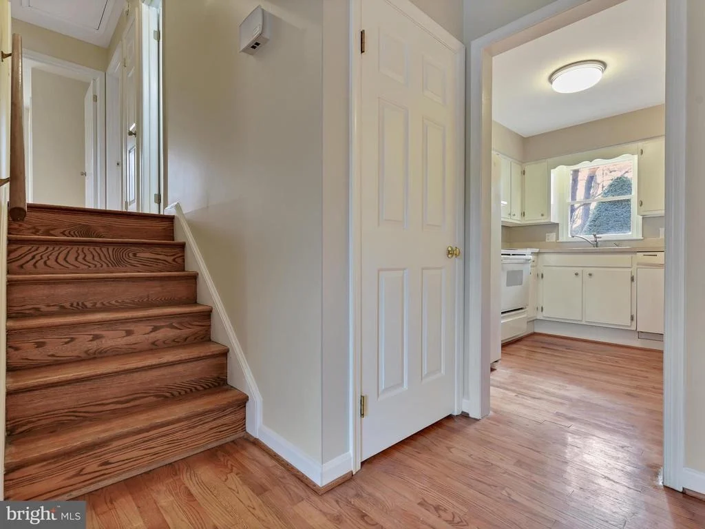 Photo of 7299 BEECHTREE LANE