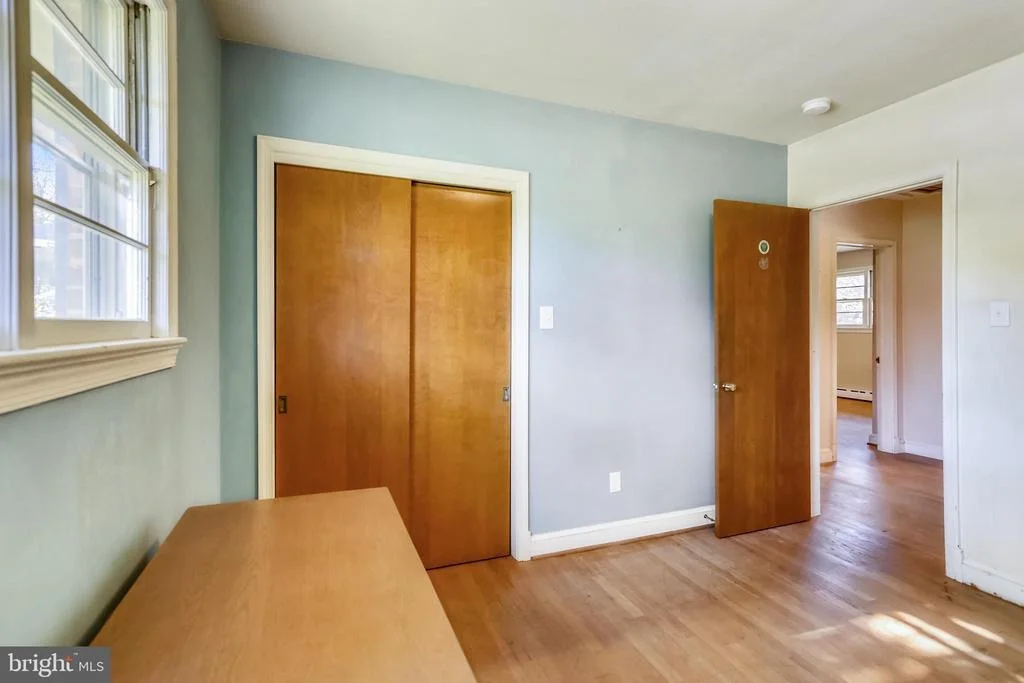 Photo of 1904 FOREST DALE DRIVE