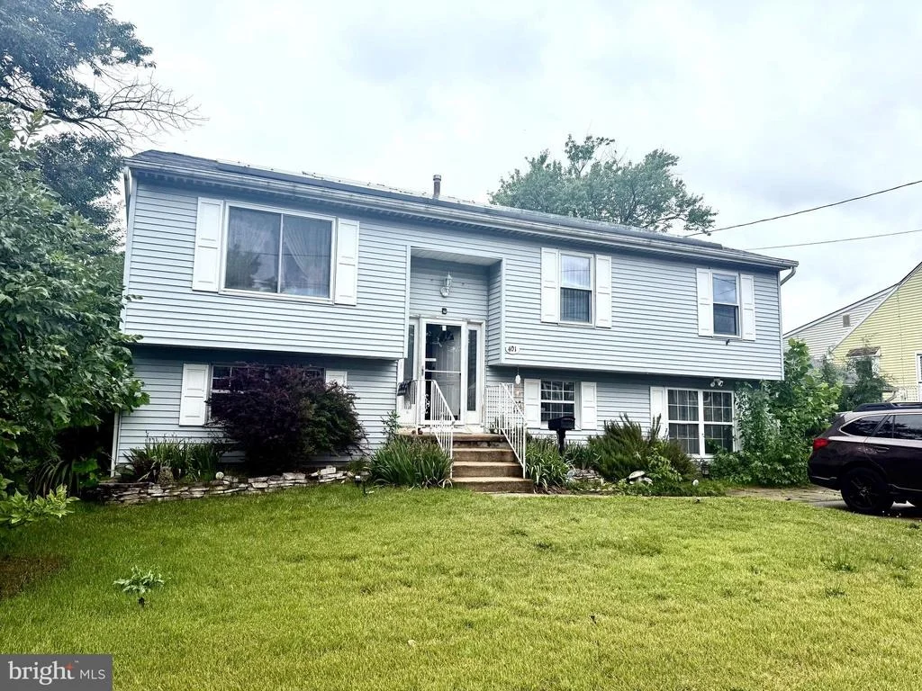 Photo of 401 MELVIN AVENUE