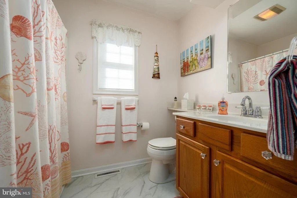 Photo of 237 LAKESIDE DRIVE