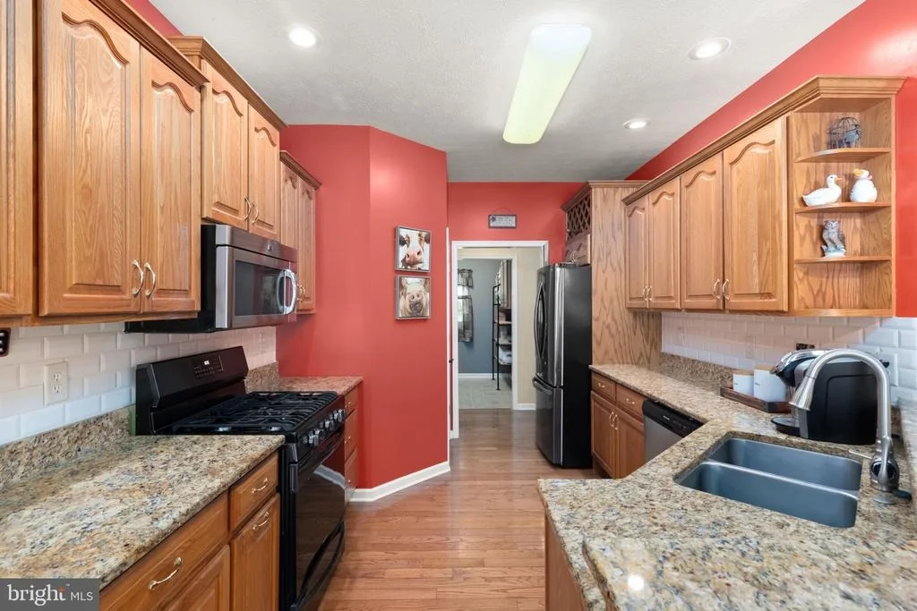 Photo of 32 HAMILTON