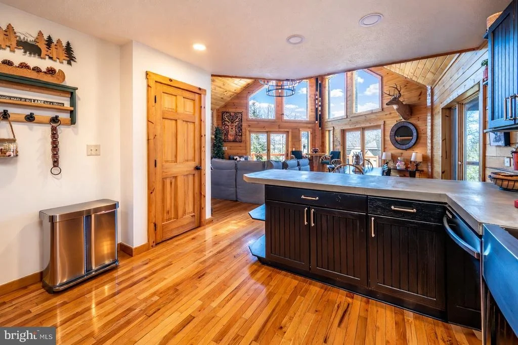 Photo of 660 GLENDALE ROAD