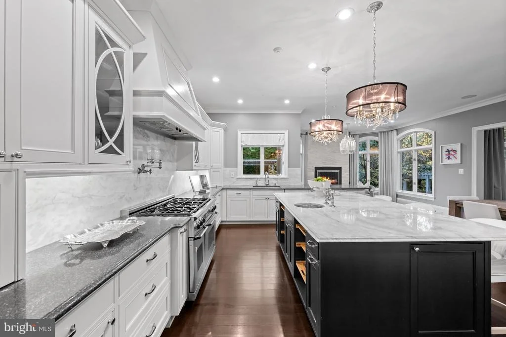 Photo of 8305 FOX HAVEN DRIVE