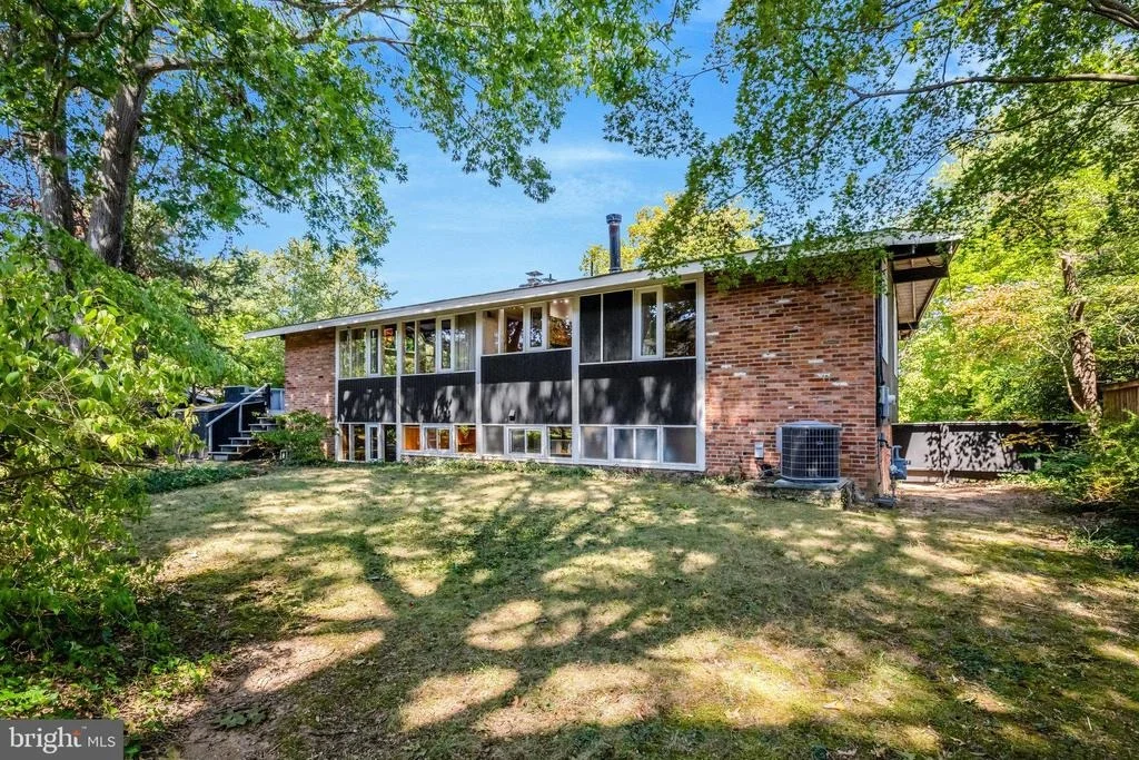 Photo of 6655 CHILTON COURT