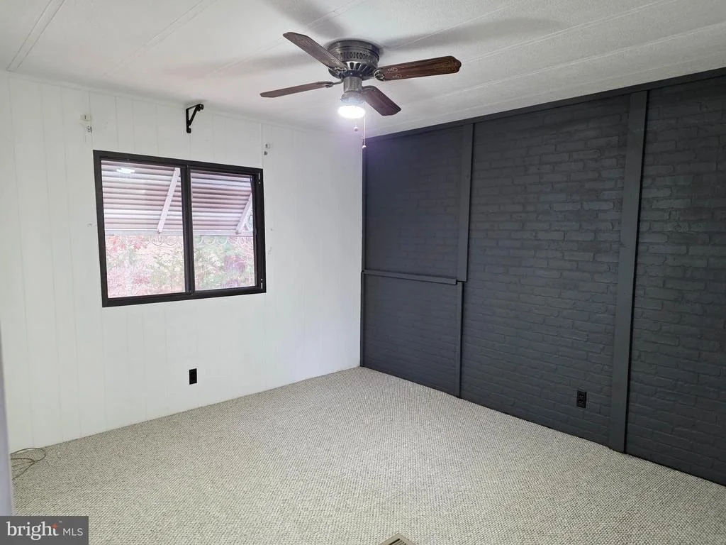 Photo of 5 SUSAN DRIVE