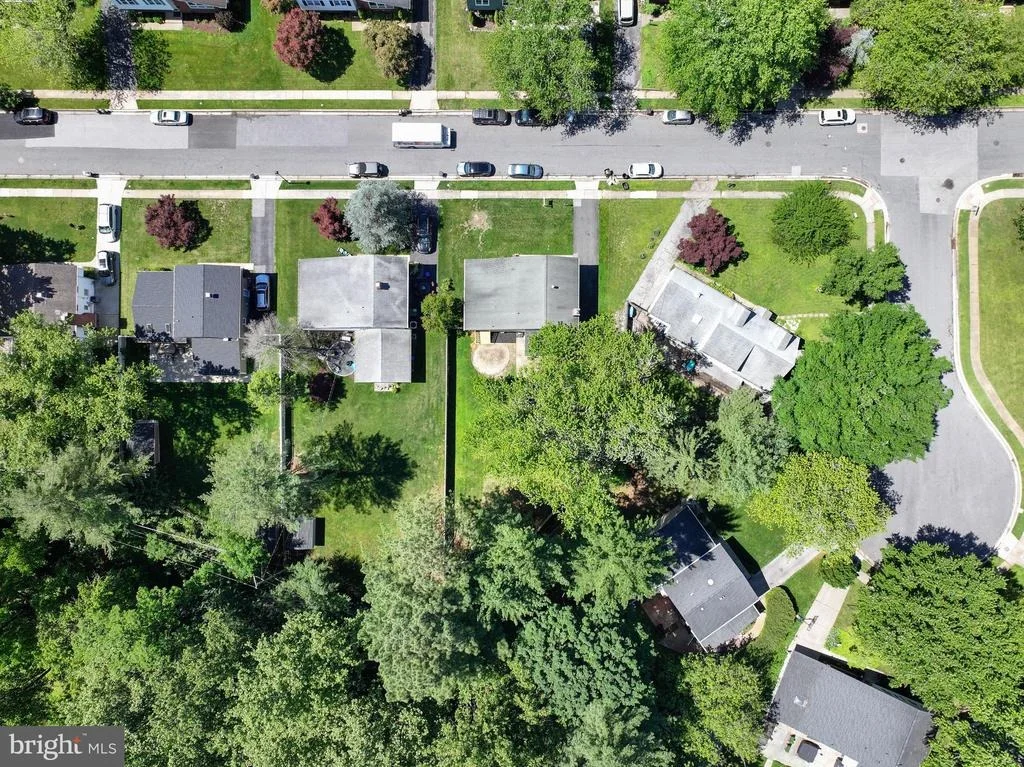 Photo of 916 BEAVERBANK CIRCLE
