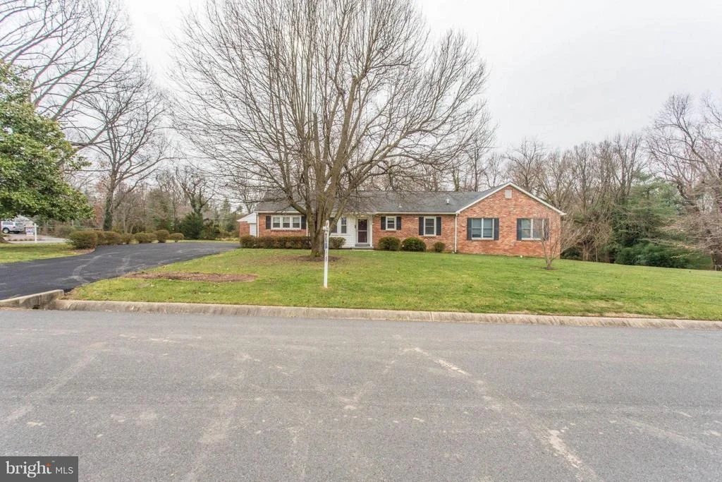 Photo of 3823 MODE STREET