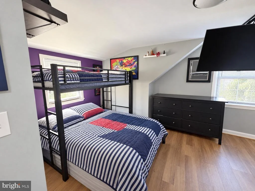 Photo of 6809 LOU LANE