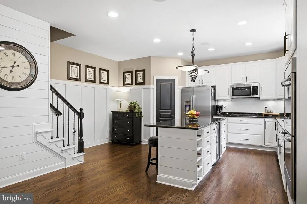 Photo of 3820 LEAFCREST COURT