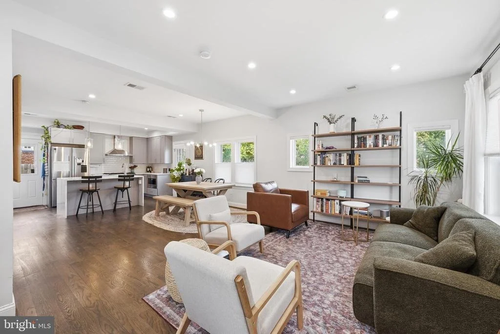Photo of 2700 4TH STREET NE