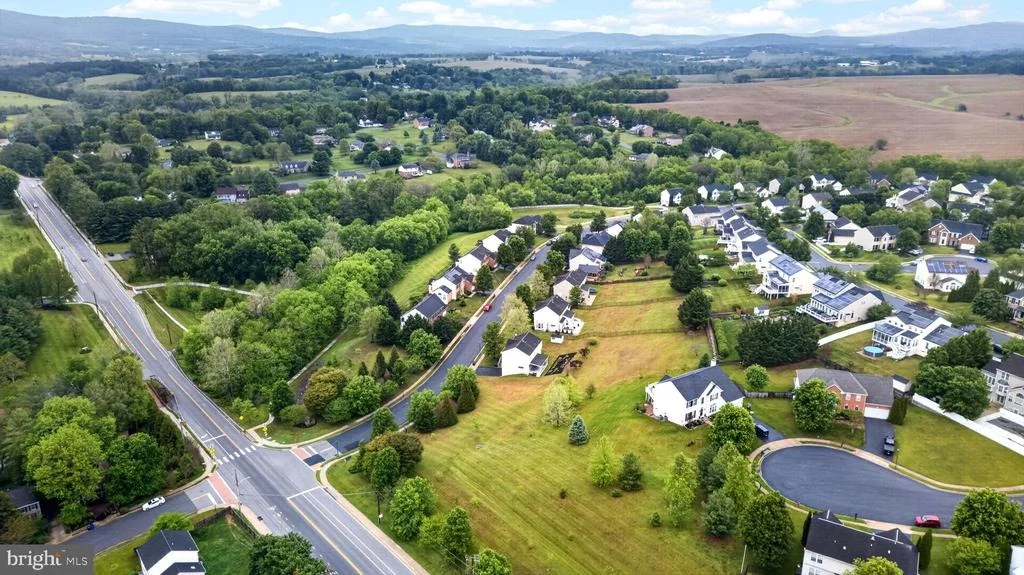 Photo of 8 N POINTE TERRACE