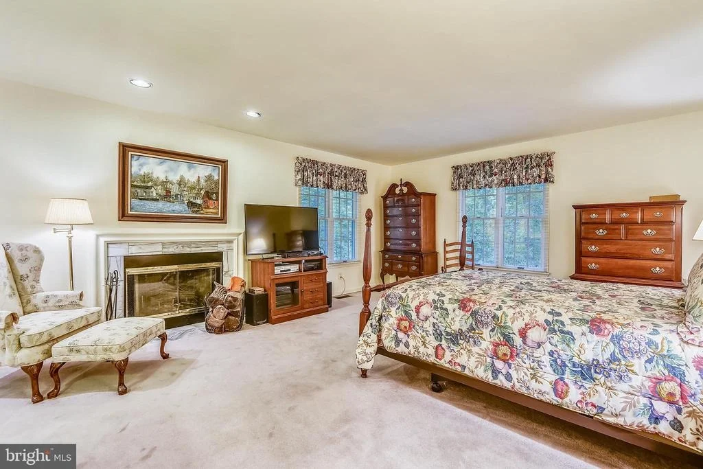 Photo of 7700 WARFIELD ROAD
