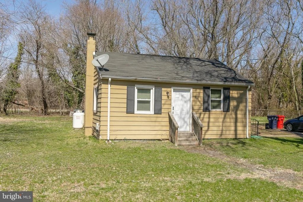 Photo of 97 LAMBDIN