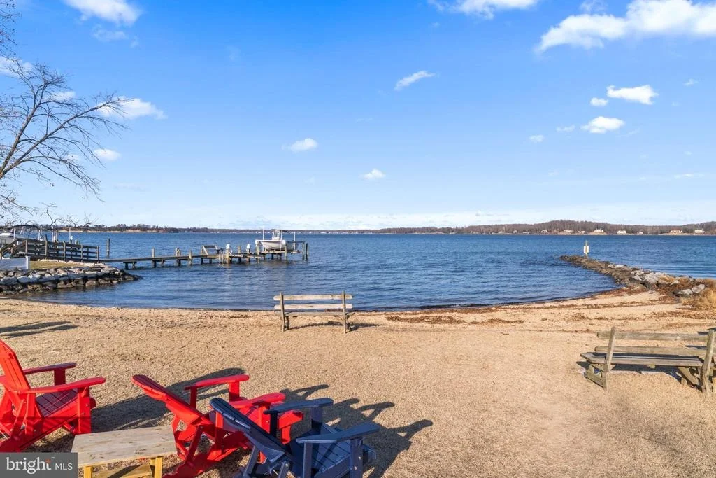 Photo of 876 SHORE ACRES ROAD