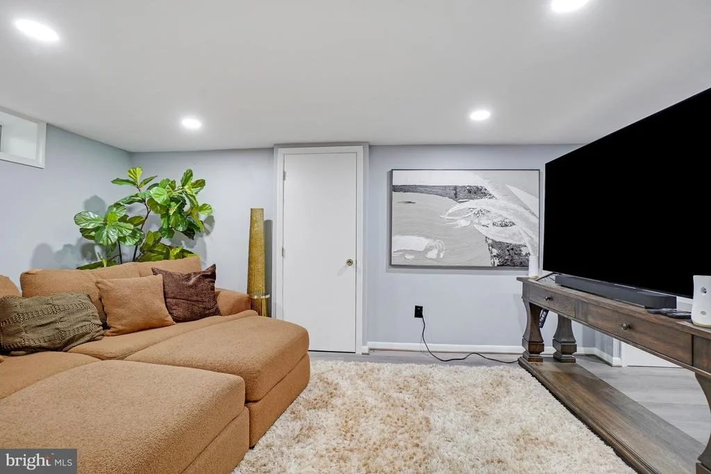 Photo of 4313 IVY GLEN ROAD