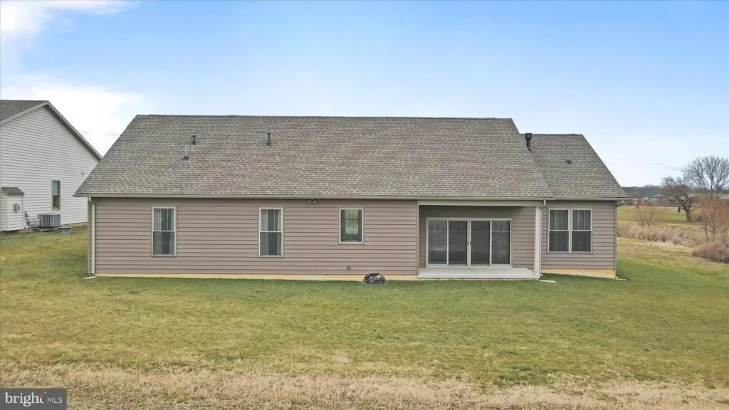 Photo of 41 SMITH CIRCLE