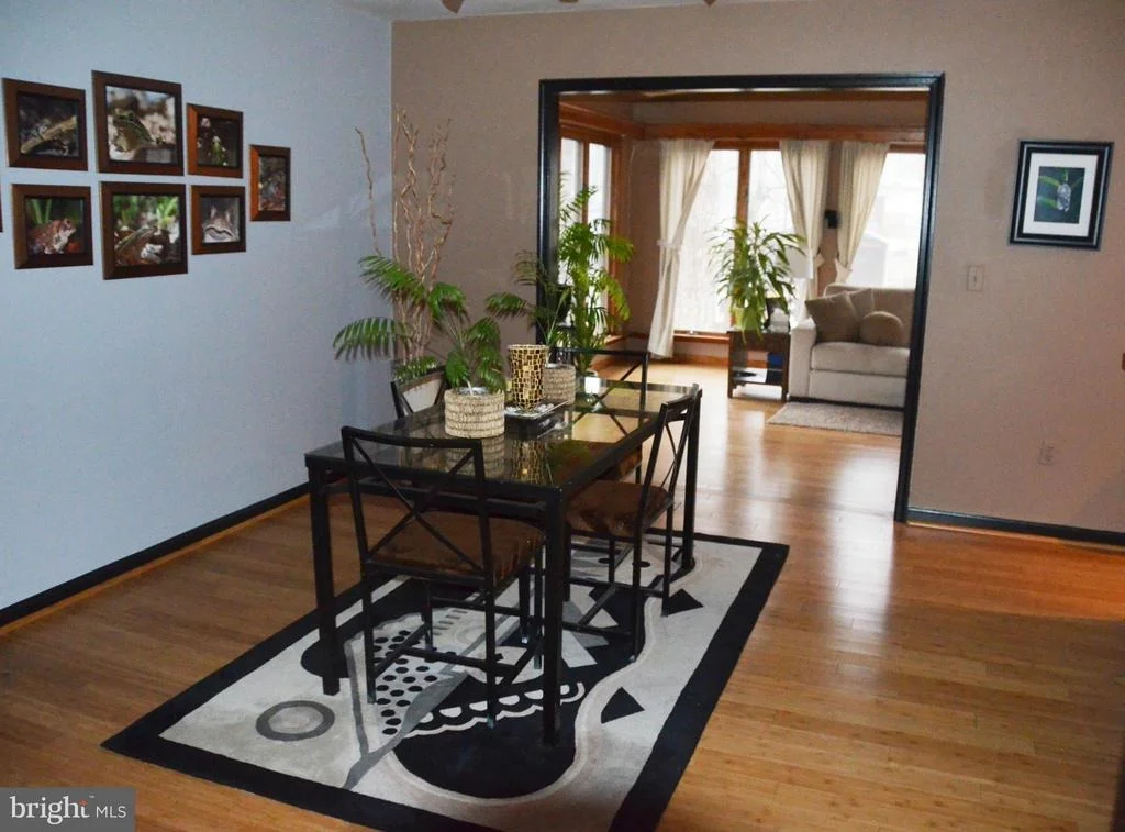 Photo of 9917 JONATHAN DRIVE