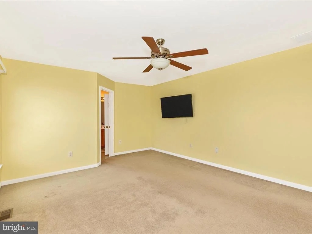 Photo of 1402 MARIAN WAY
