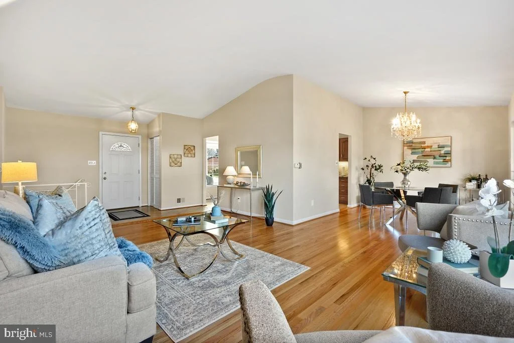 Photo of 13204 HATHAWAY DRIVE