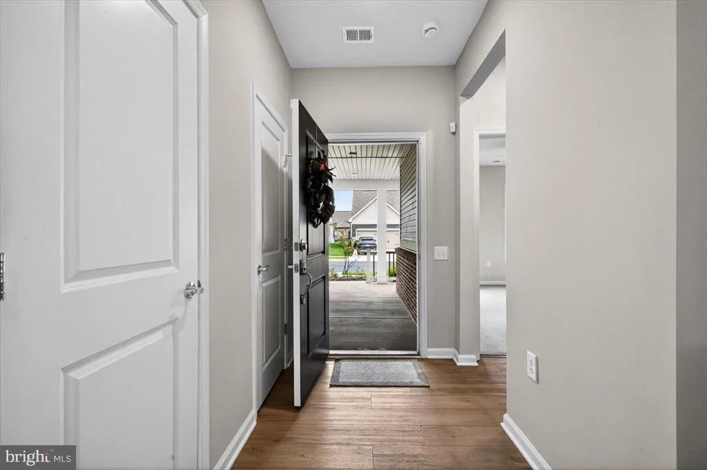Photo of 21717 HAWKSBILL HIGH CIRCLE