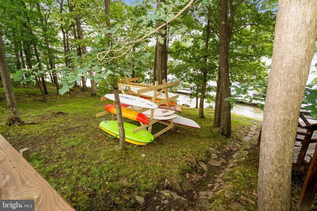 Photo of 723 PINNACLE DRIVE