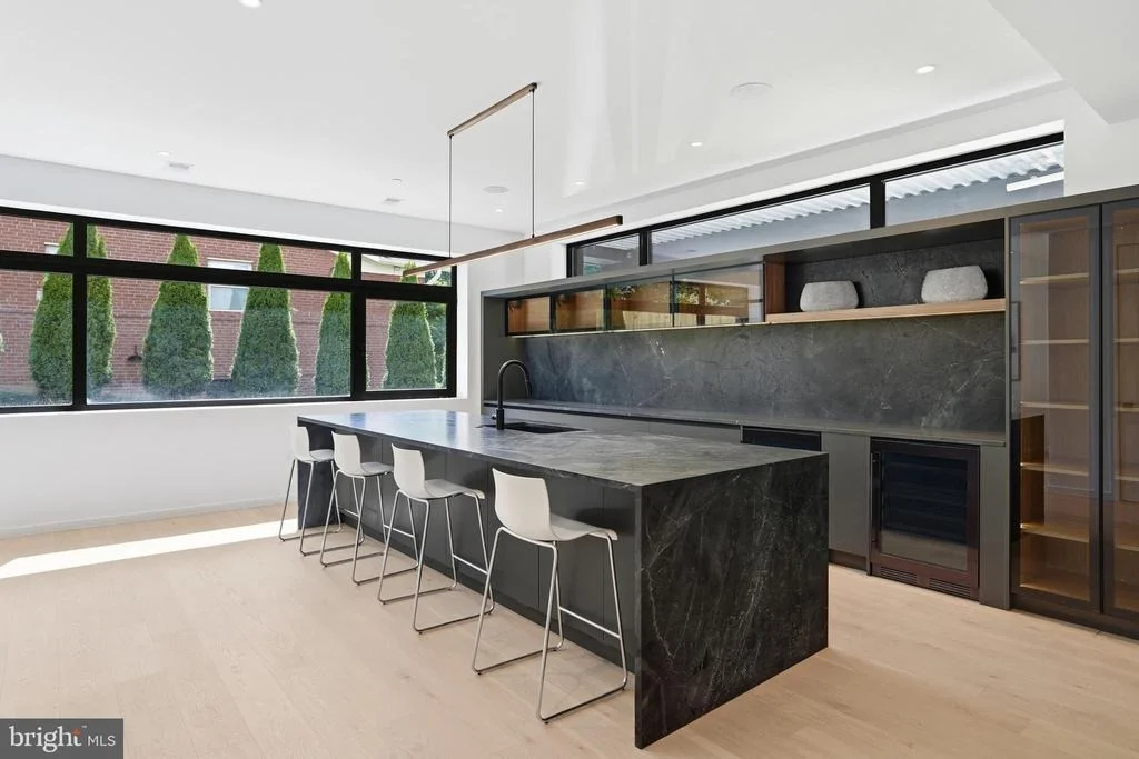 Photo of 6201 PLAINVIEW ROAD