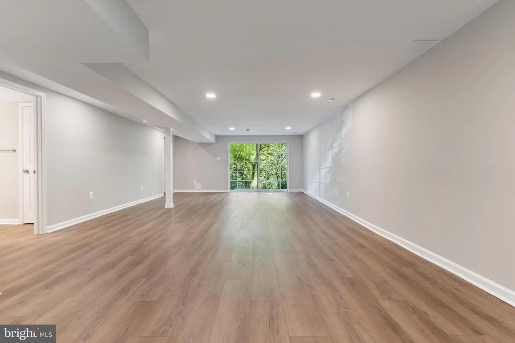 Photo of 11219 LAKEVIEW DRIVE