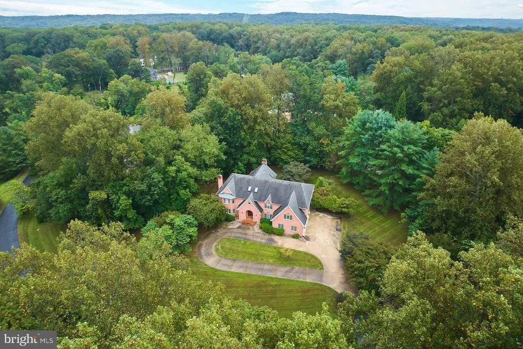 Photo of 9113 JEFFERY ROAD