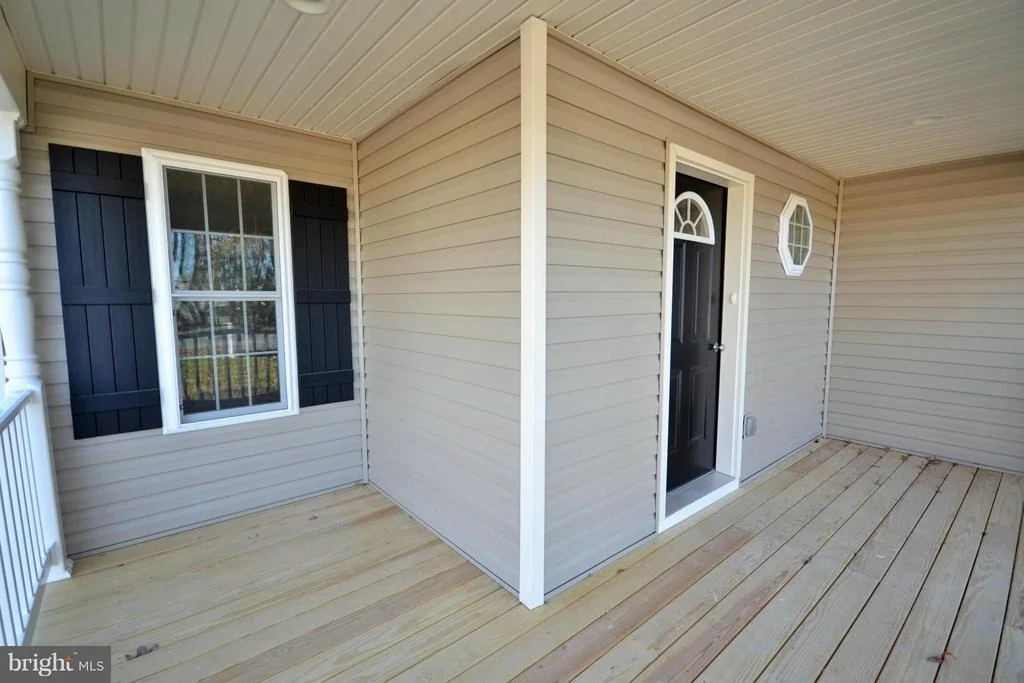 Photo of 628 LATANE DRIVE