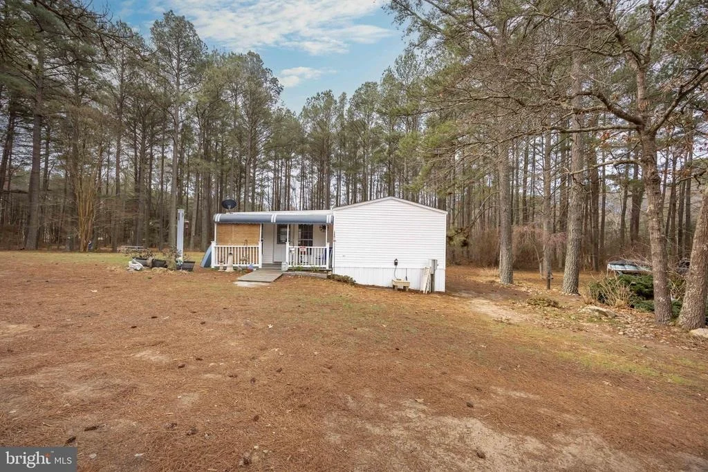 Photo of 22139 ROYAL OAK ROAD