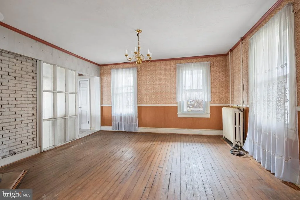 Photo of 307 HARLEM LANE