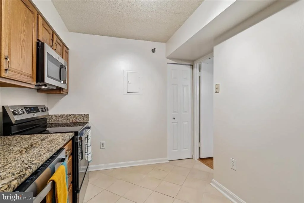 Photo of Unit 3901 at 15115 INTERLACHEN DRIVE