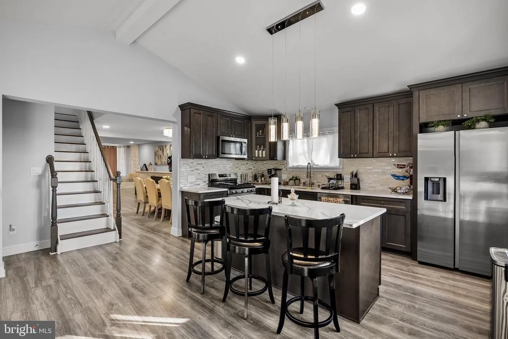 Photo of 235 W CENTER AVENUE