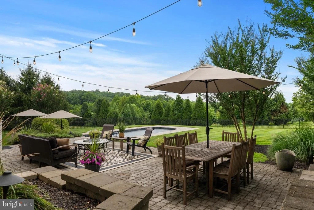 Photo of 14835 HUNTING WAY