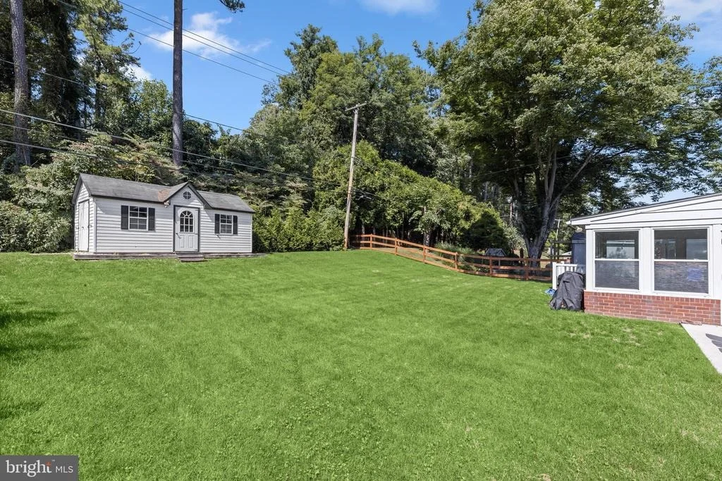Photo of 906 SOUTHWICK DRIVE