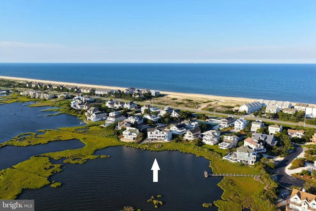 Photo of 40081 OCEANSIDE DRIVE