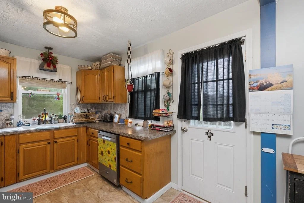 Photo of 104 D STREET