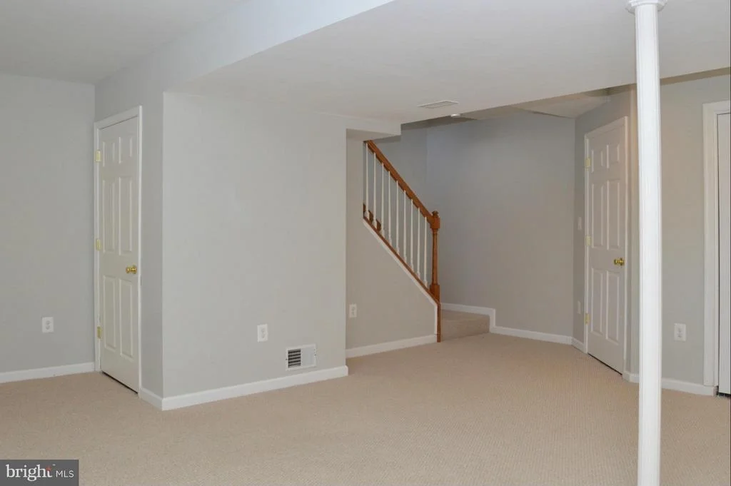 Photo of 419 NAVAHO DRIVE