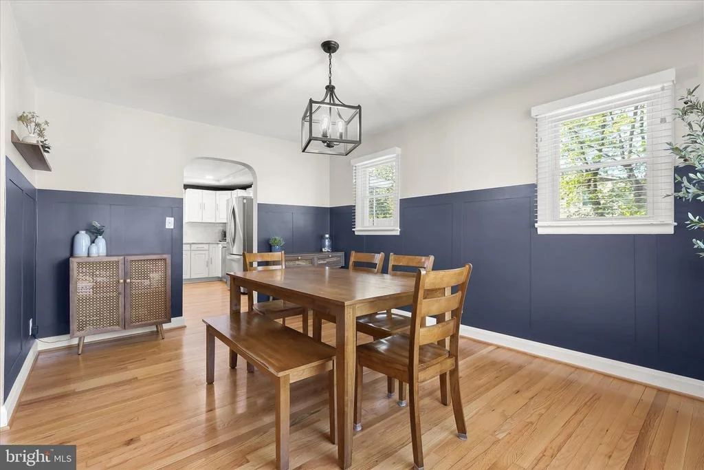 Photo of 10119 BIRD RIVER ROAD